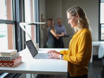 standing desk, woman